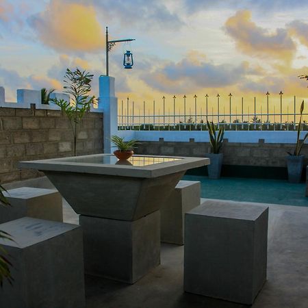 كاتوناياكى Niwahana Transit City Hotel المظهر الخارجي الصورة