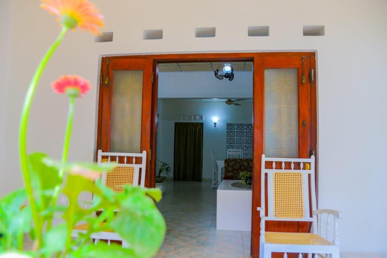 كاتوناياكى Niwahana Transit City Hotel المظهر الخارجي الصورة