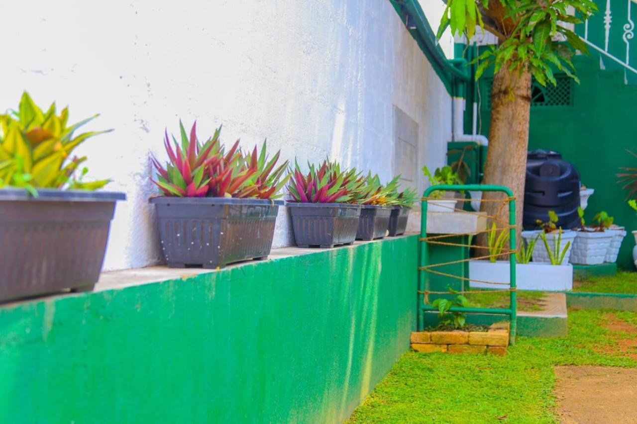 كاتوناياكى Niwahana Transit City Hotel المظهر الخارجي الصورة