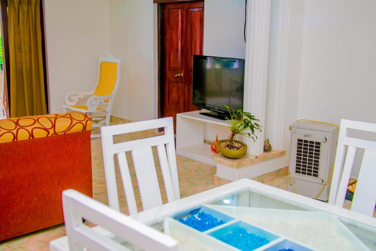 كاتوناياكى Niwahana Transit City Hotel المظهر الخارجي الصورة